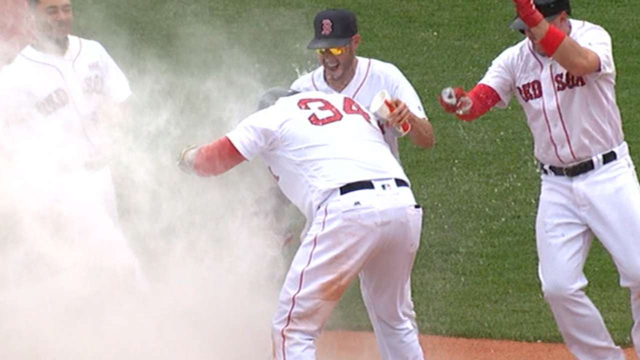 Ortiz's walk-off double