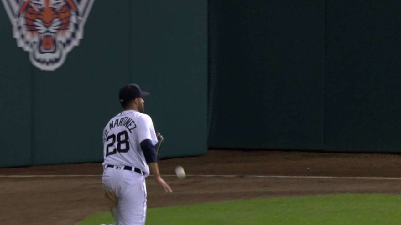 Twins motivated by comeback effort in Detroit