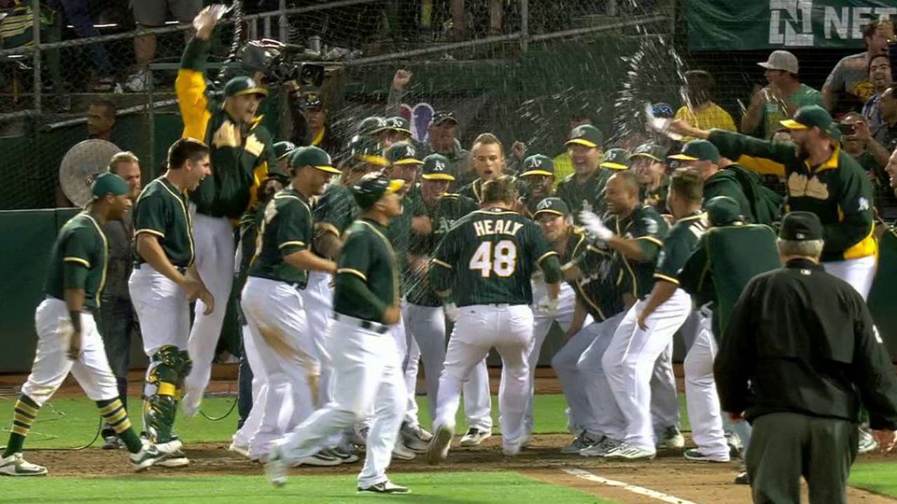 Healy define triunfo de Atléticos en la 9na con jonrón