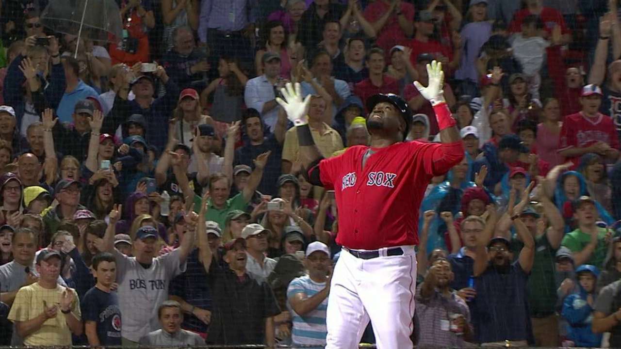Papi passes McCovey, Thomas, Williams in HRs