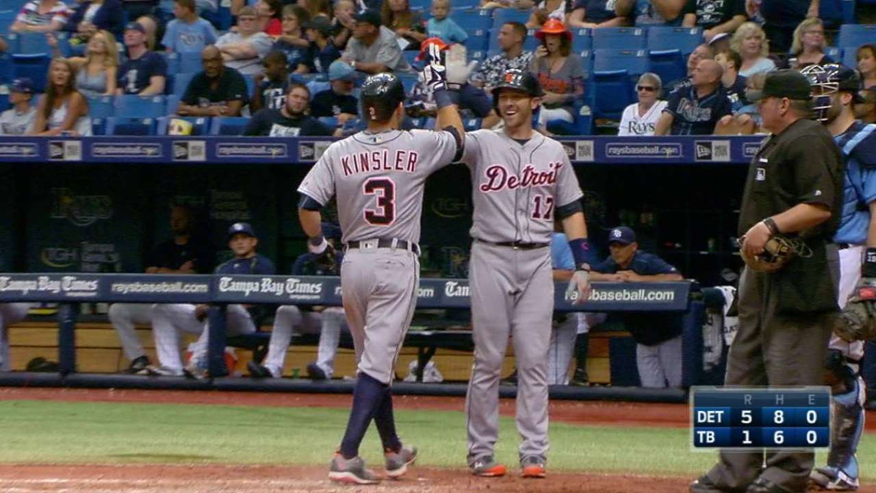 Kinsler's legs stand out on milestone day for bat