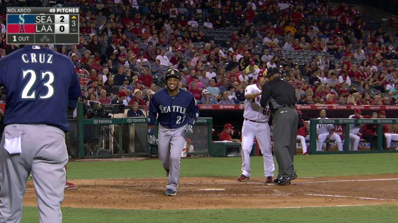 Marineros no ceden y ganan sexto al hilo con triunfo en Anaheim