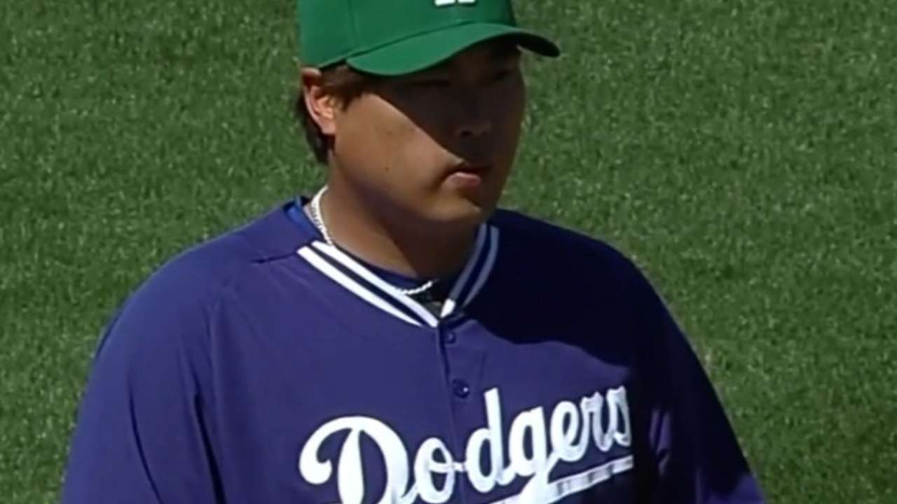 Dodgers expect Ryu's surgery to end his season