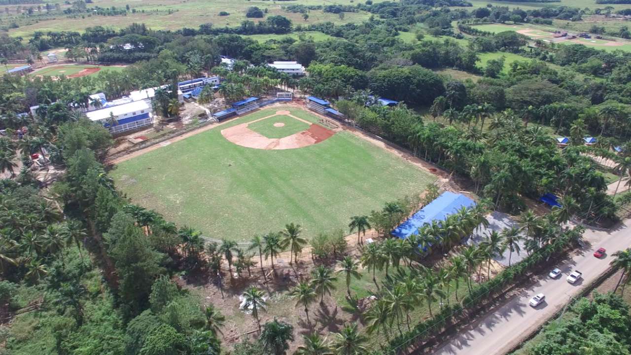 Dodgers going 'all-in' with Dominican academy
