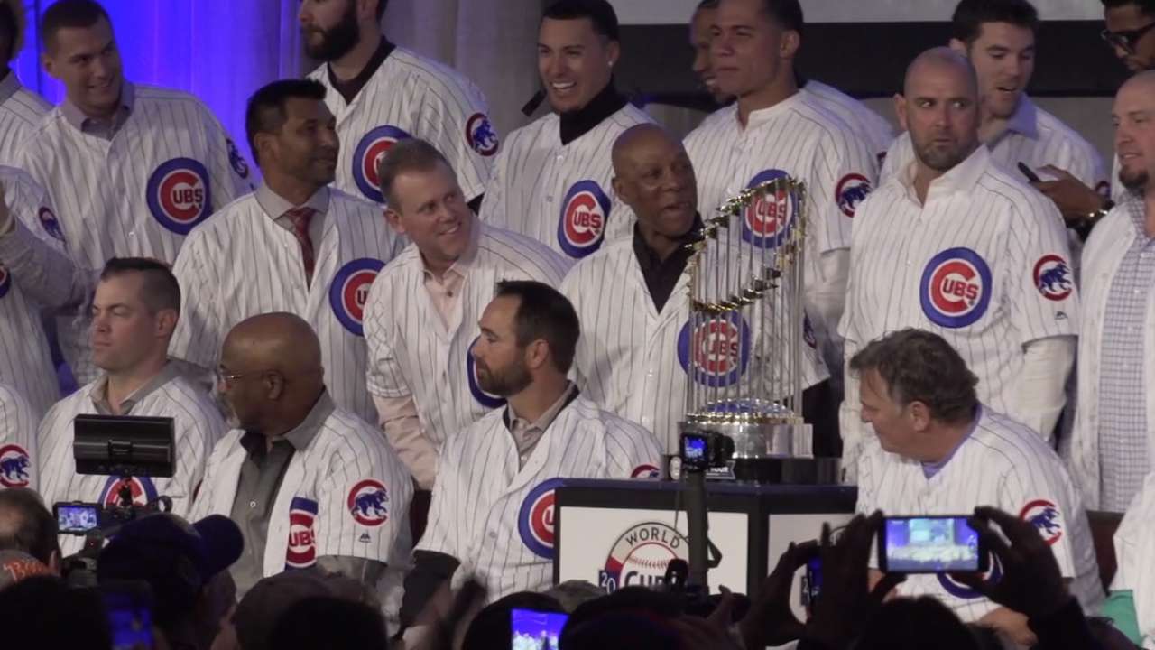 Cubs Convention: Champs of a lifetime!
