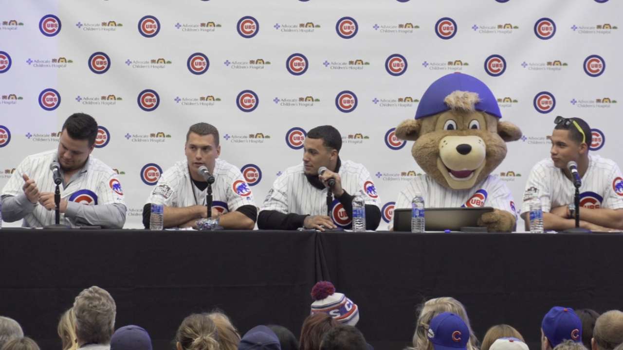 Cubs get grilled by young fans at Convention