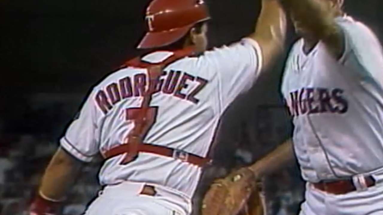 Raines, Pudge bound for Cooperstown