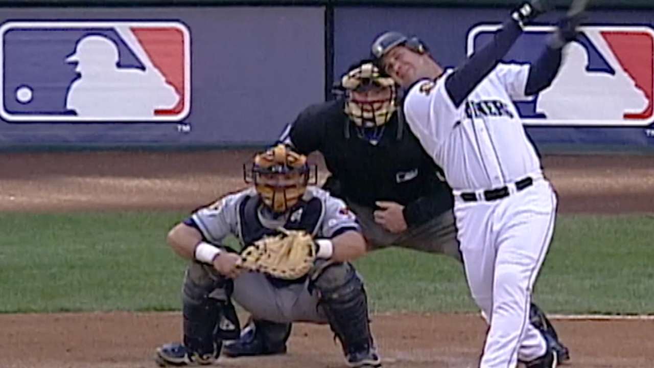 Mariners to retire No. 11