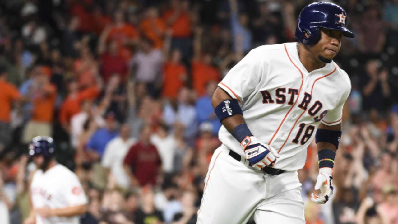 Valbuena on signing with Halos