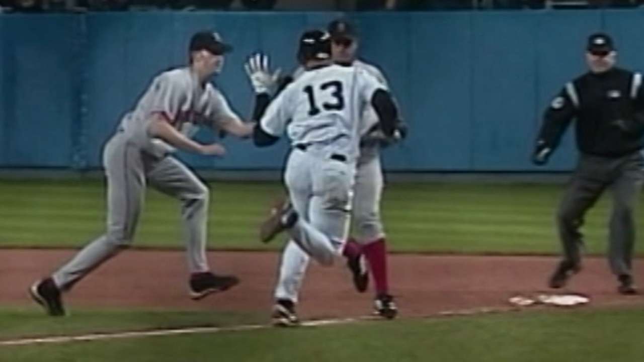 A-Rod slaps ball from Arroyo