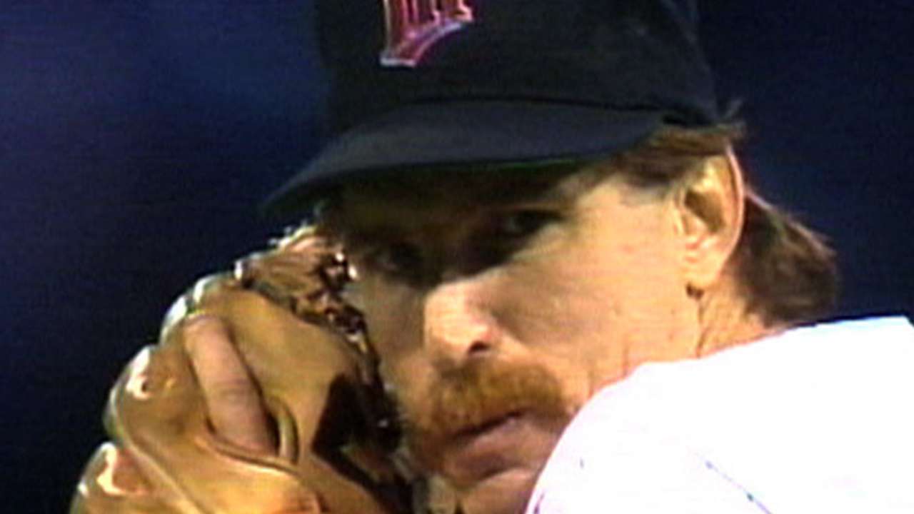 Morris throws 10 shutout innings