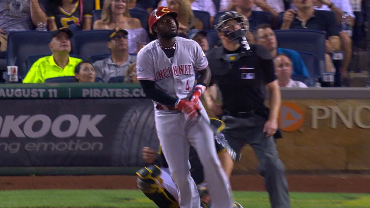 Reds deal Phillips to Braves for 2 pitchers