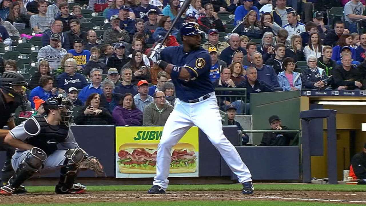 Yankees sign slugger Carter to one-year deal