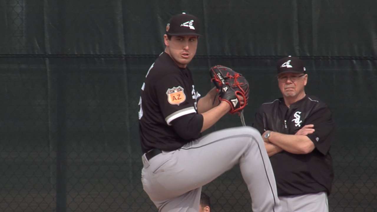 Holland adds character to White Sox clubhouse