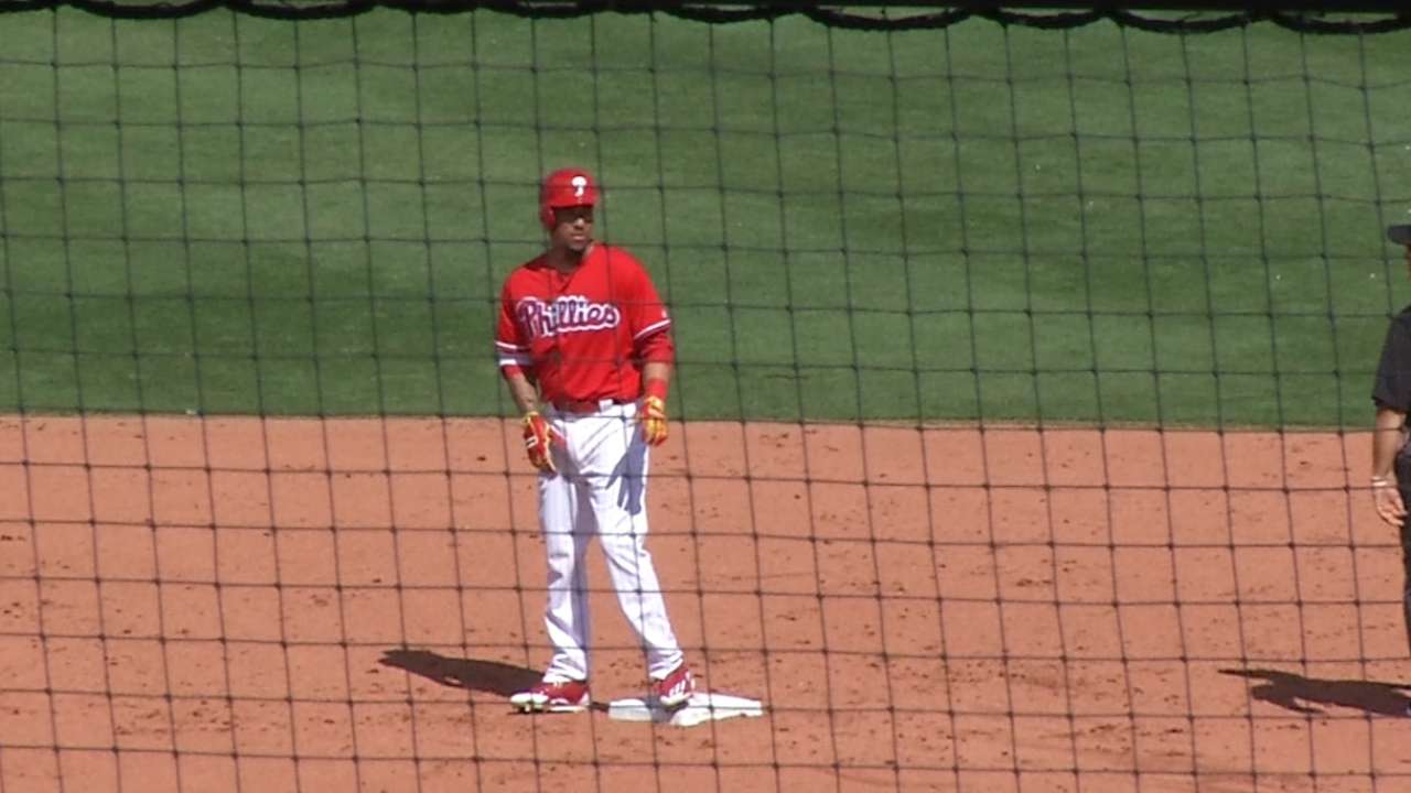 Phils are spoiled at short with Galvis, Crawford