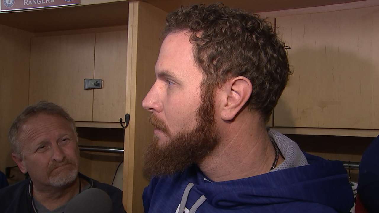 Hamilton back in Rangers camp after left knee exam