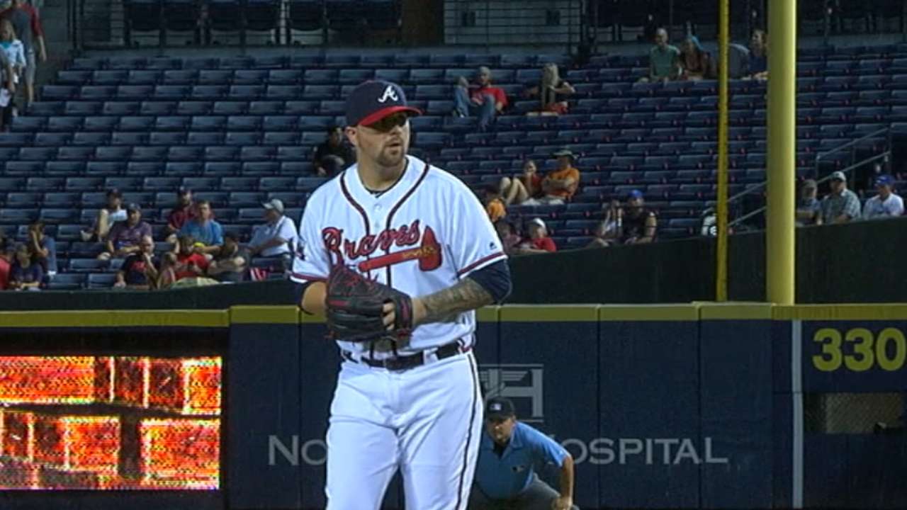 Mariners call up Whalen, option Pagan
