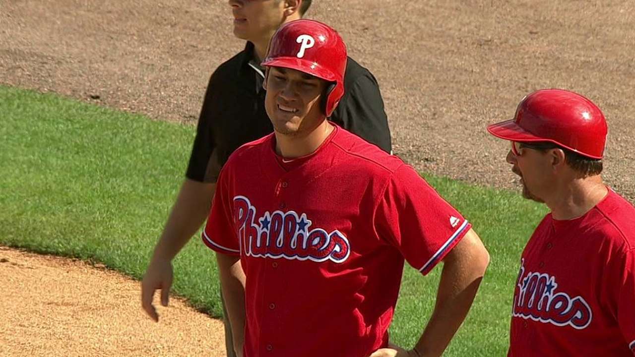 Perkins breaks up no-no in 7th