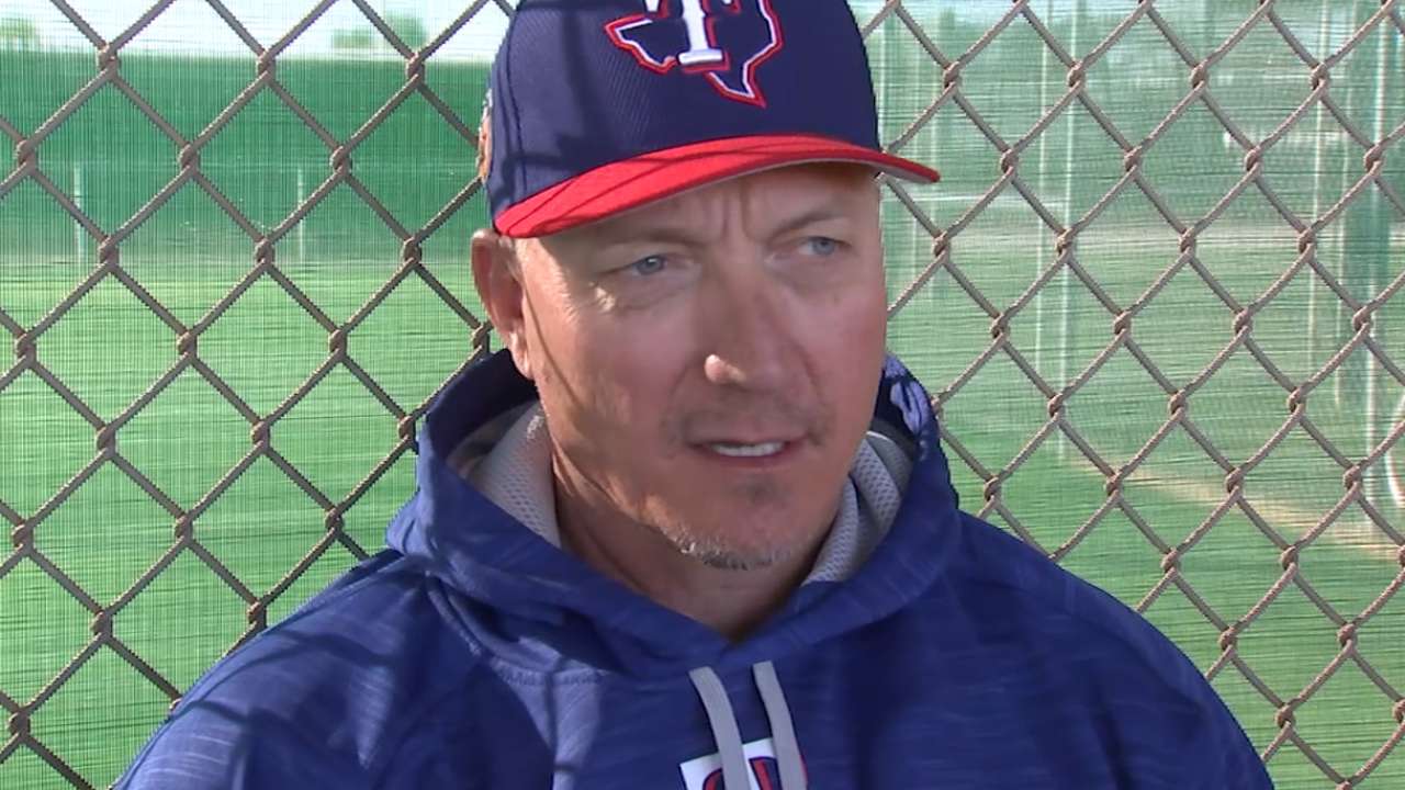 Rangers eye Opening Day for Andrus' return