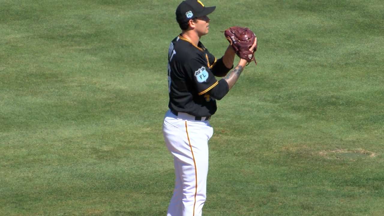 Roommates, competitors Brault, Williams throw zeros