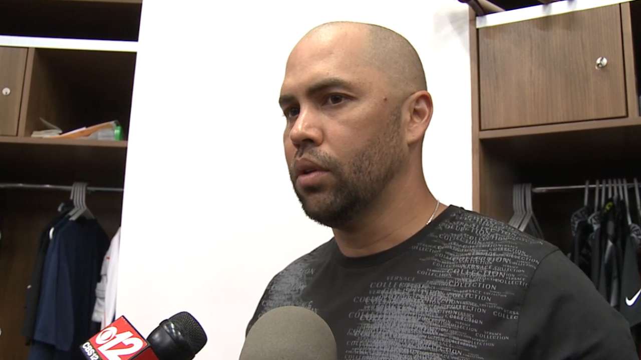 Beltran reminds Astros he still has power