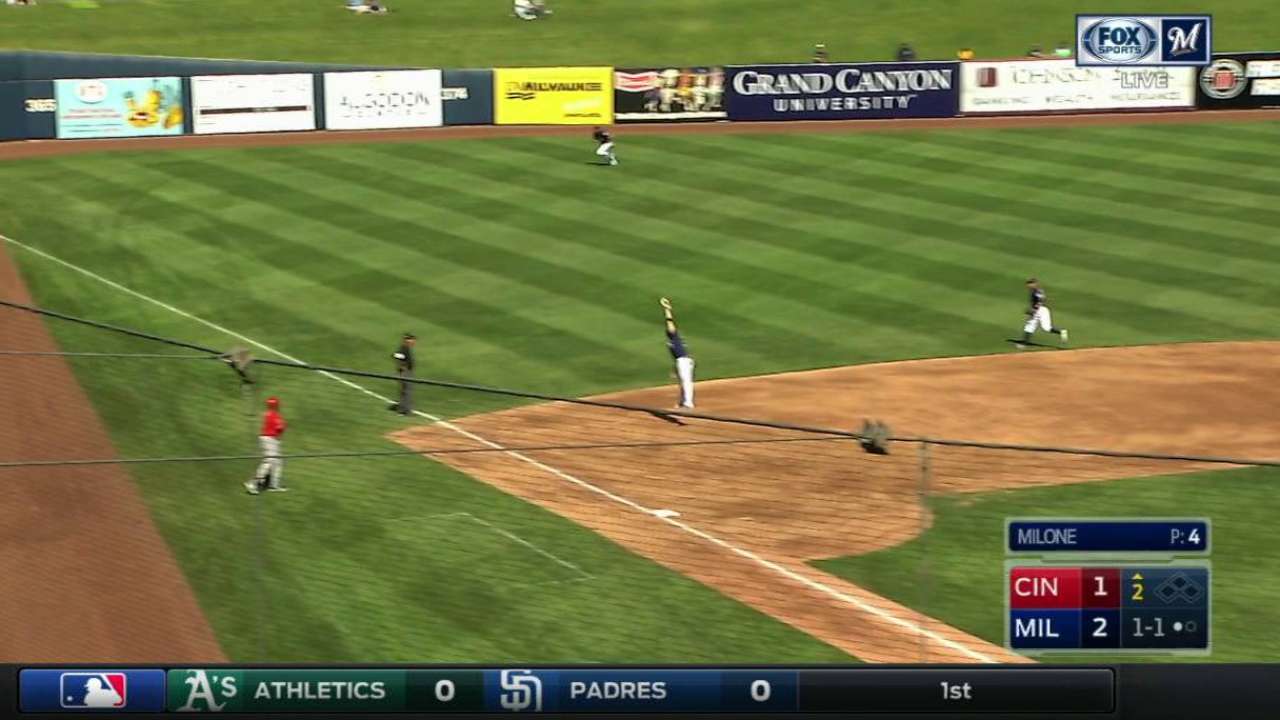 Gennett robs Herrera of a hit