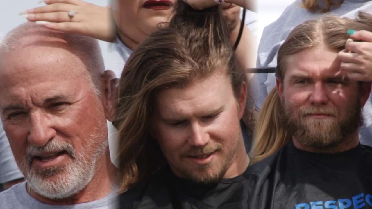 Hairs, the throne: Cubs' beautiful bald move