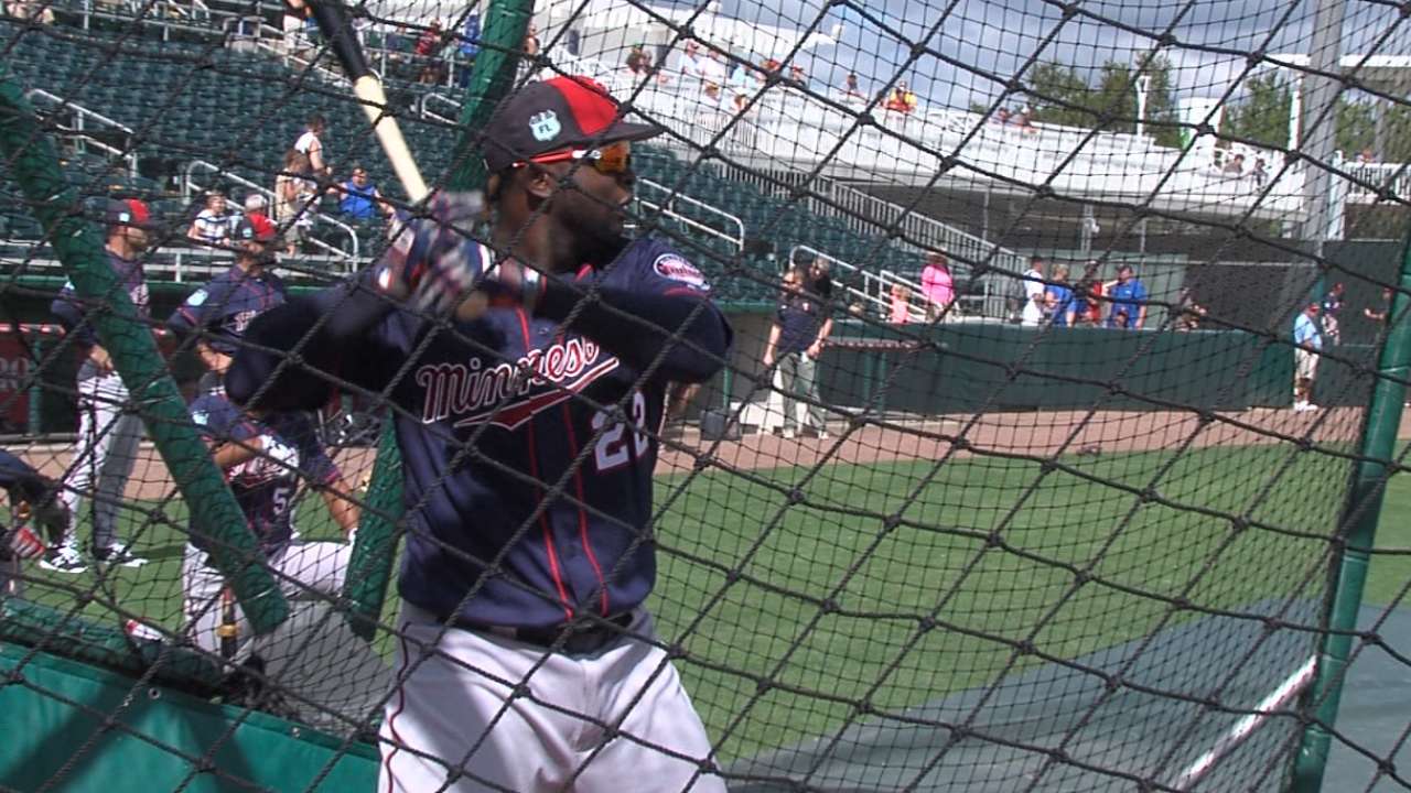 Molitor emphasizes positives in hitters' meeting