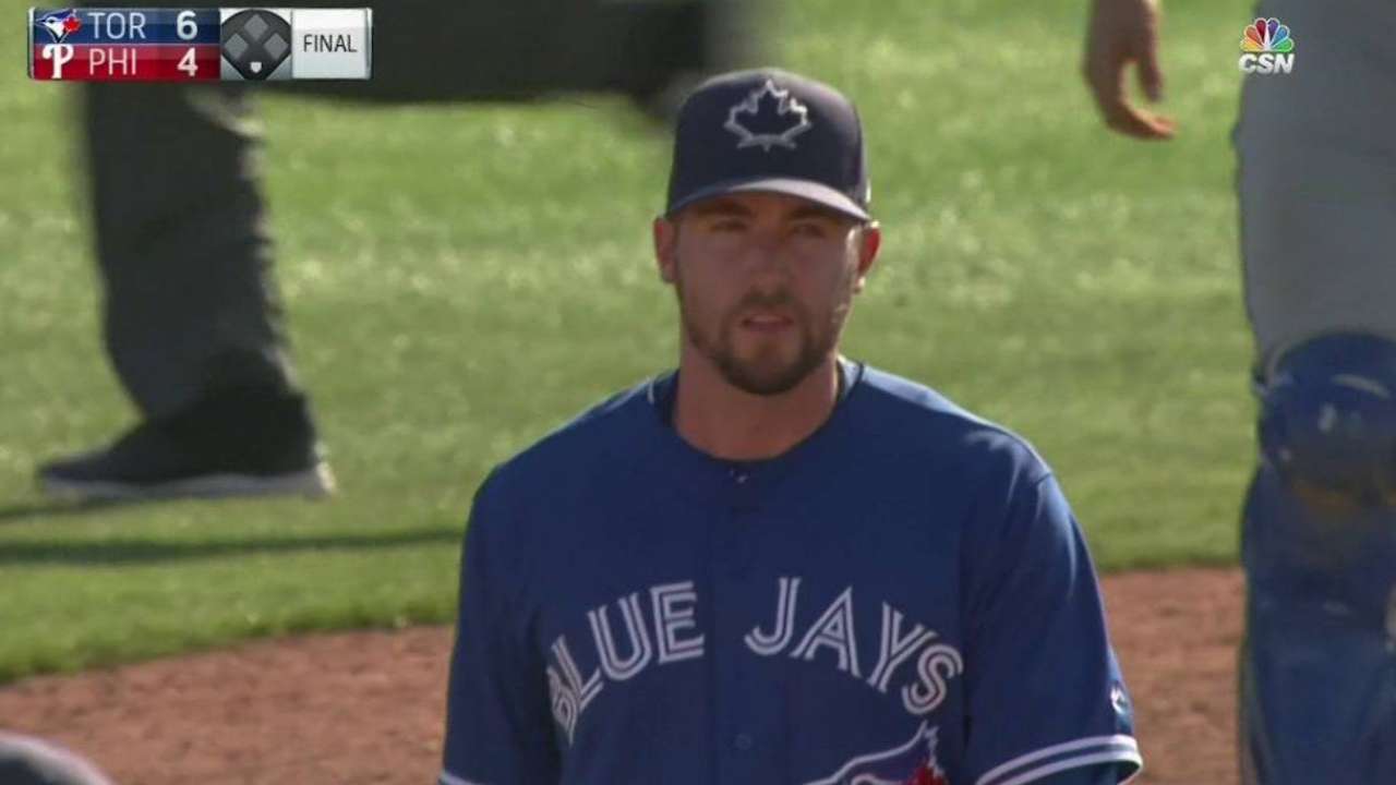 Blue Jays add Smith to 'pen as Cole hits DL