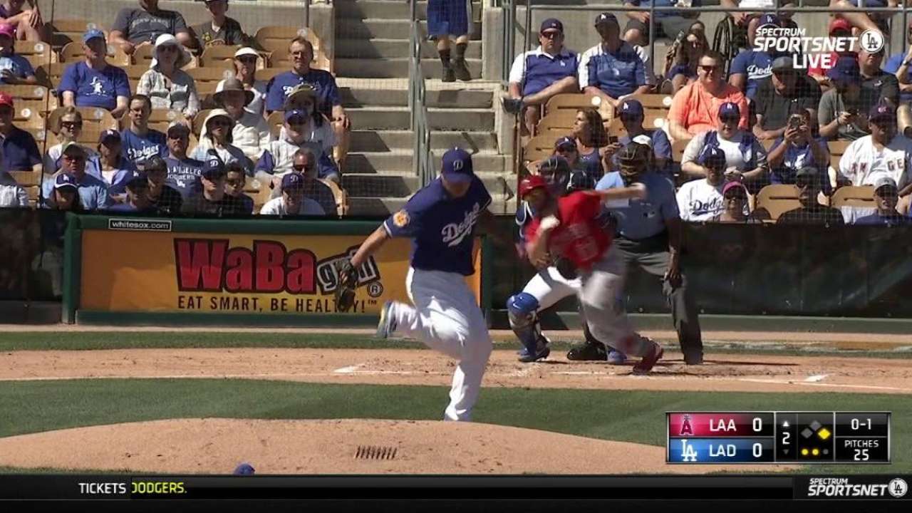 Ryu's behind-the-back stop