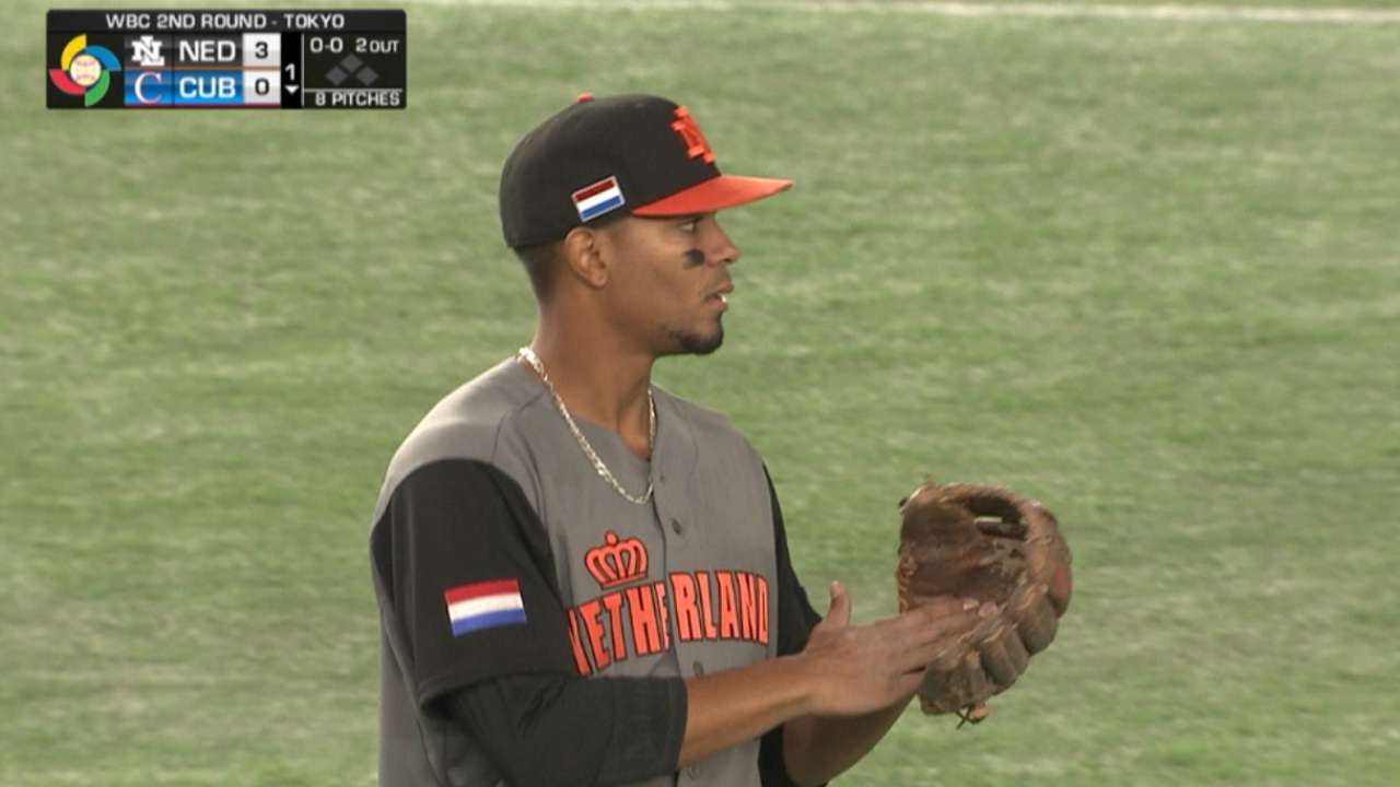 Farrell says Bogaerts will be ready for season