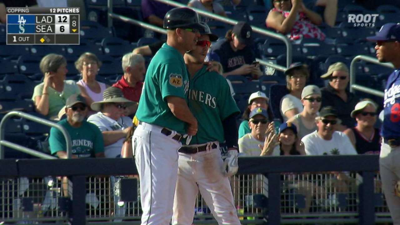 Mariners option Powell, De Jong to Triple-A