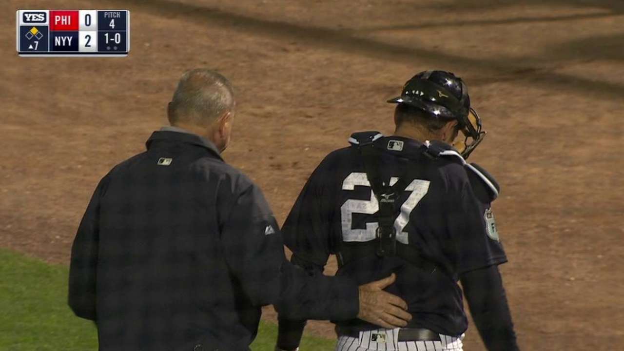 Romine exits with thumb injury against Phils