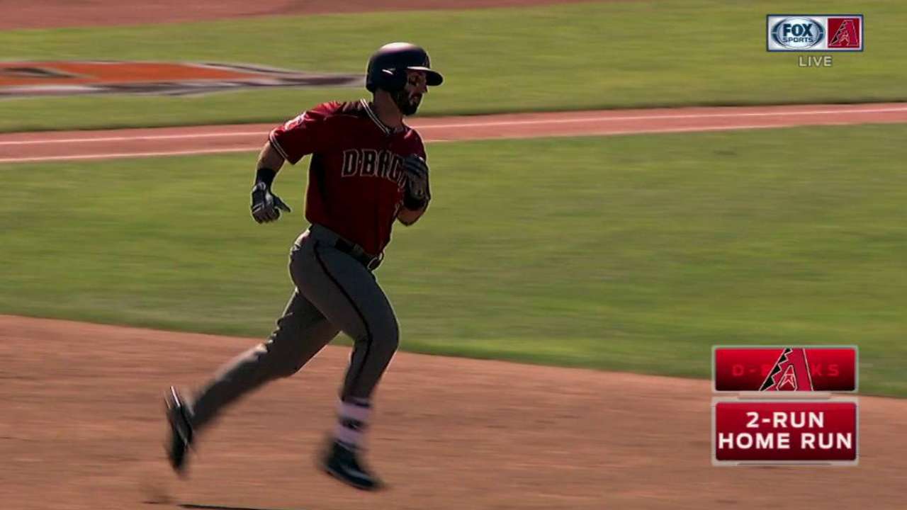 Peralta, Descalso homer against Brewers
