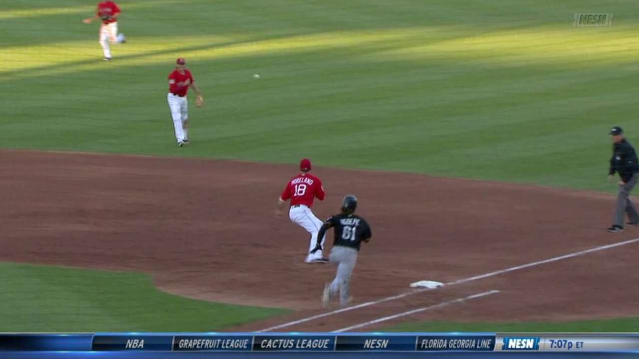 Ngoepe's RBI infield single
