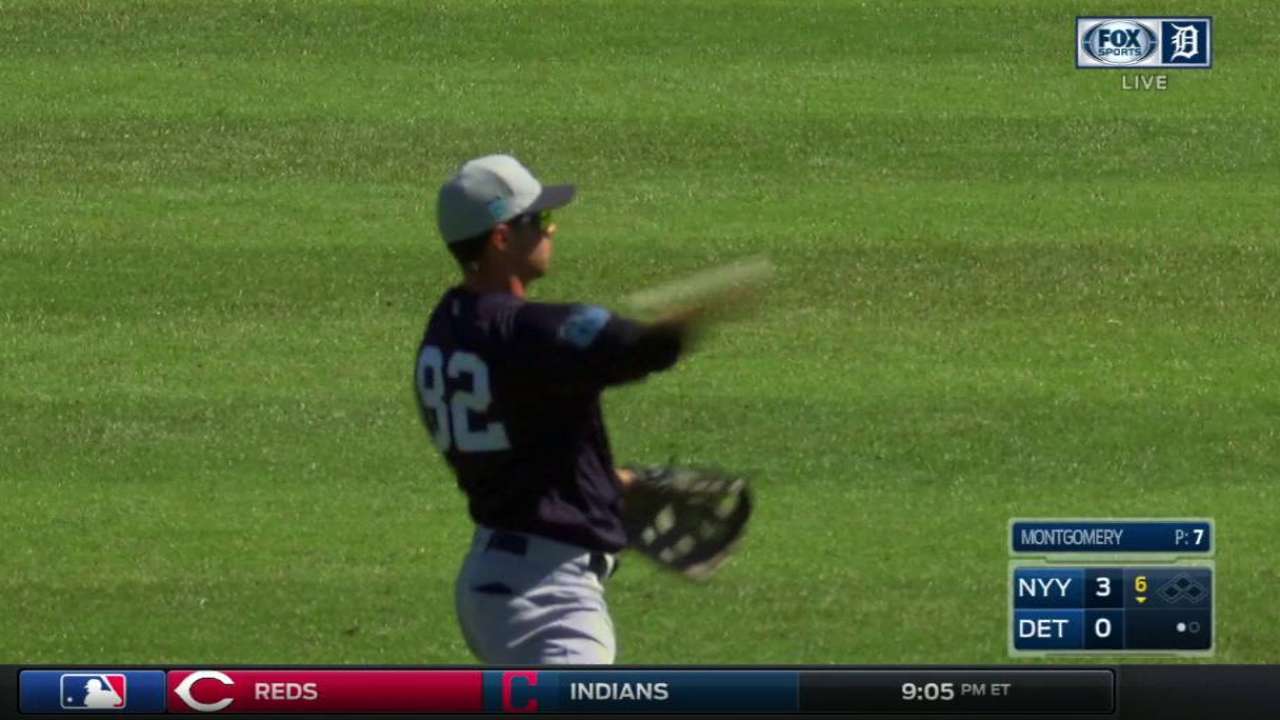 Wade's impressive diving catch