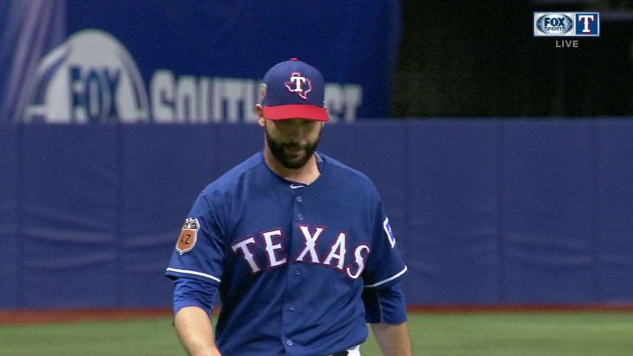 Gee gets Chisenhall swinging