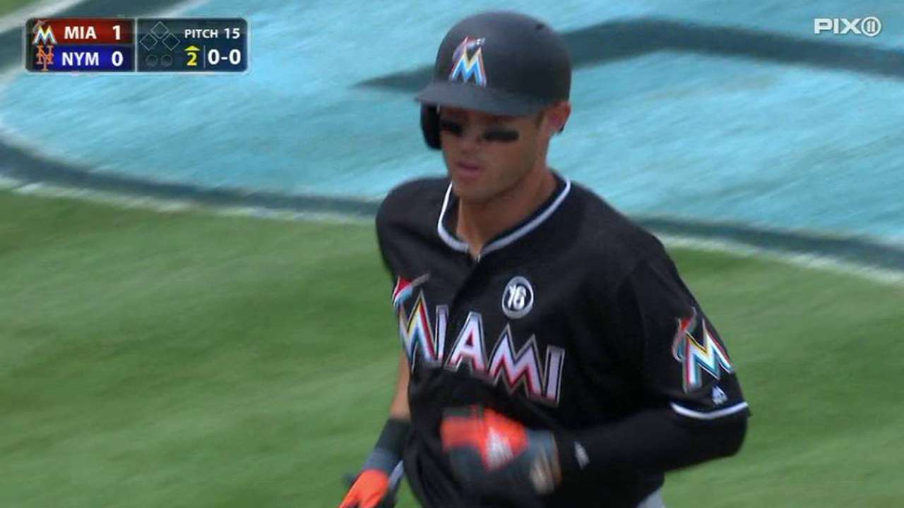 den Dekker launches two blasts against Mets