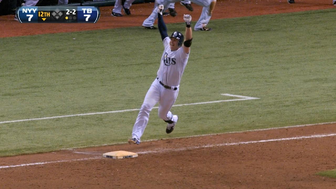 Longoria's walk-off homer