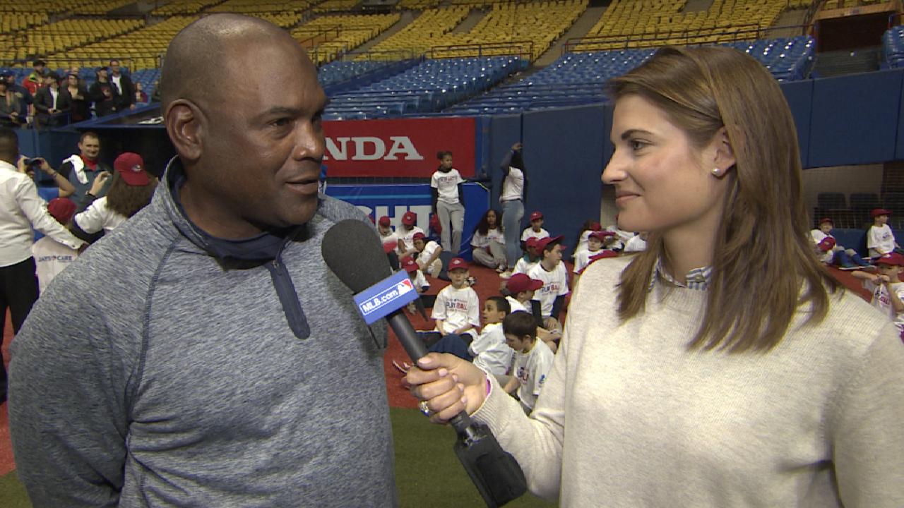 Raines, Grissom host Canada Play Ball event