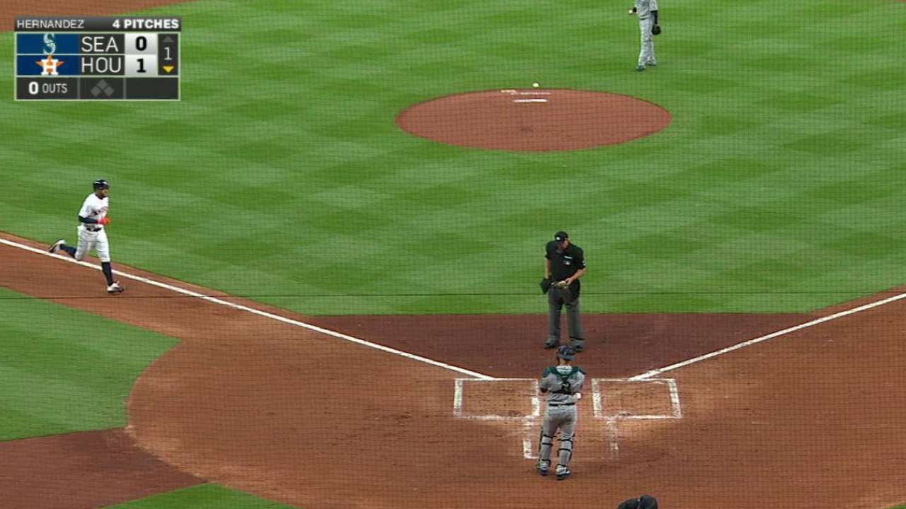 Springer, Correa power up in Astros' opener