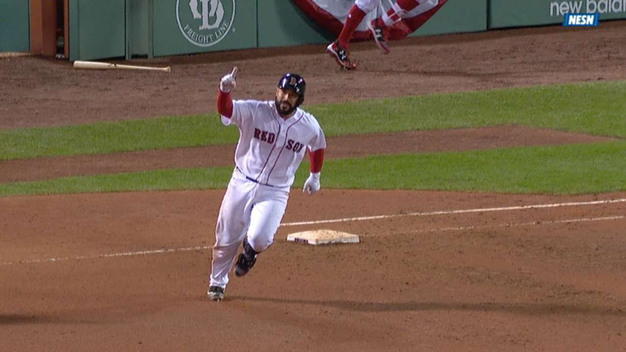 Radio Call: Leon's walk-off HR