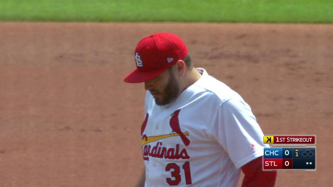 Lynn strikes out Bryant