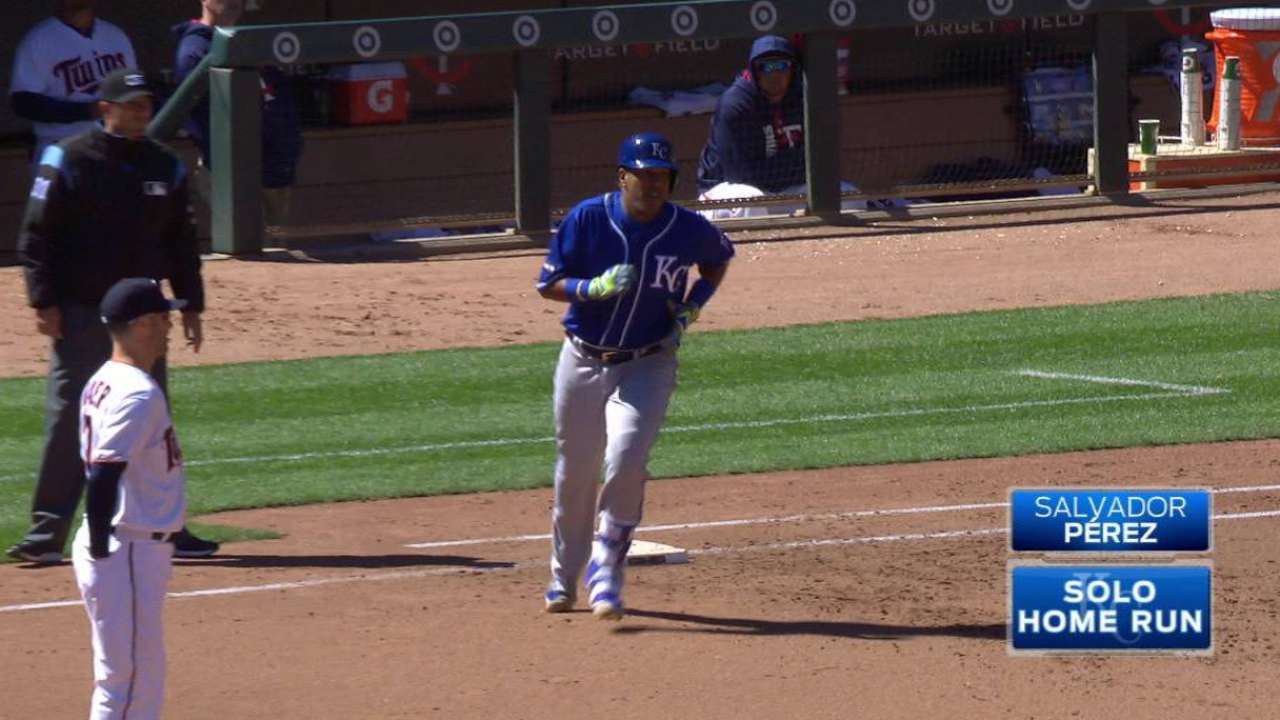 Perez's solo homer
