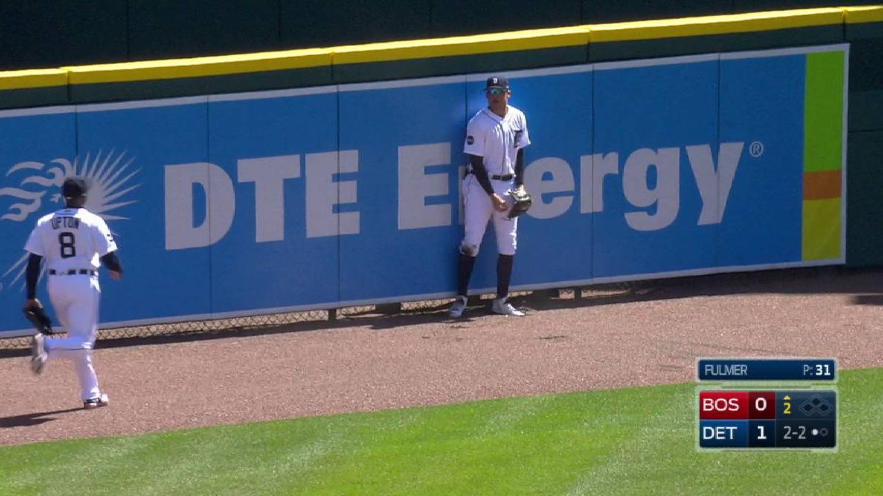 Jones' great sliding catch