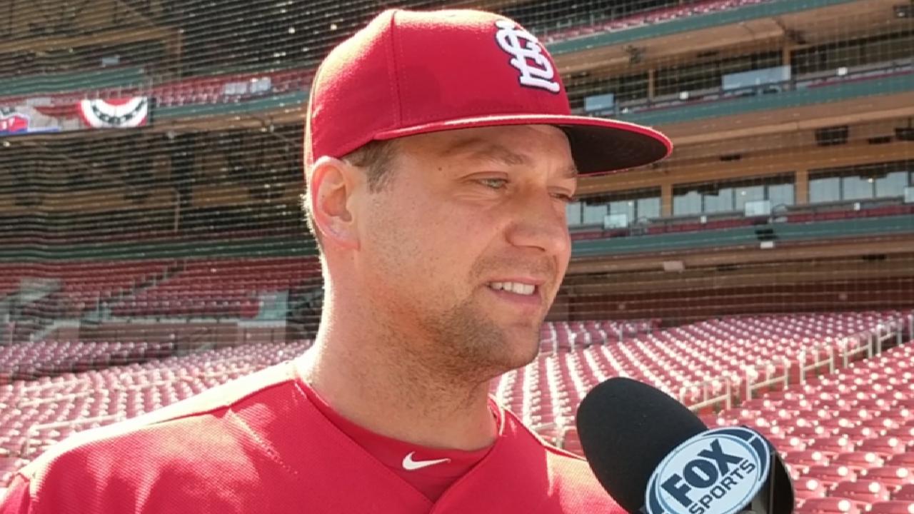 Rosenthal close to return; Lyons progressing
