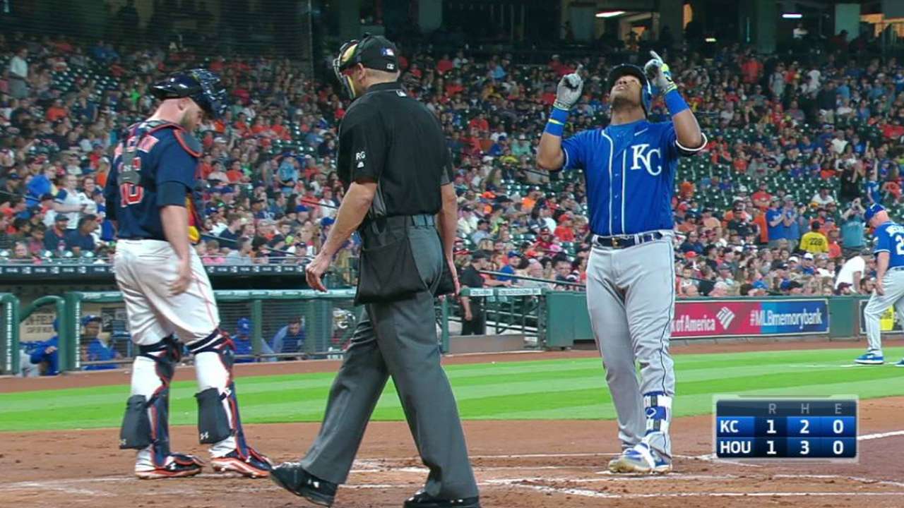 Perez's solo home run