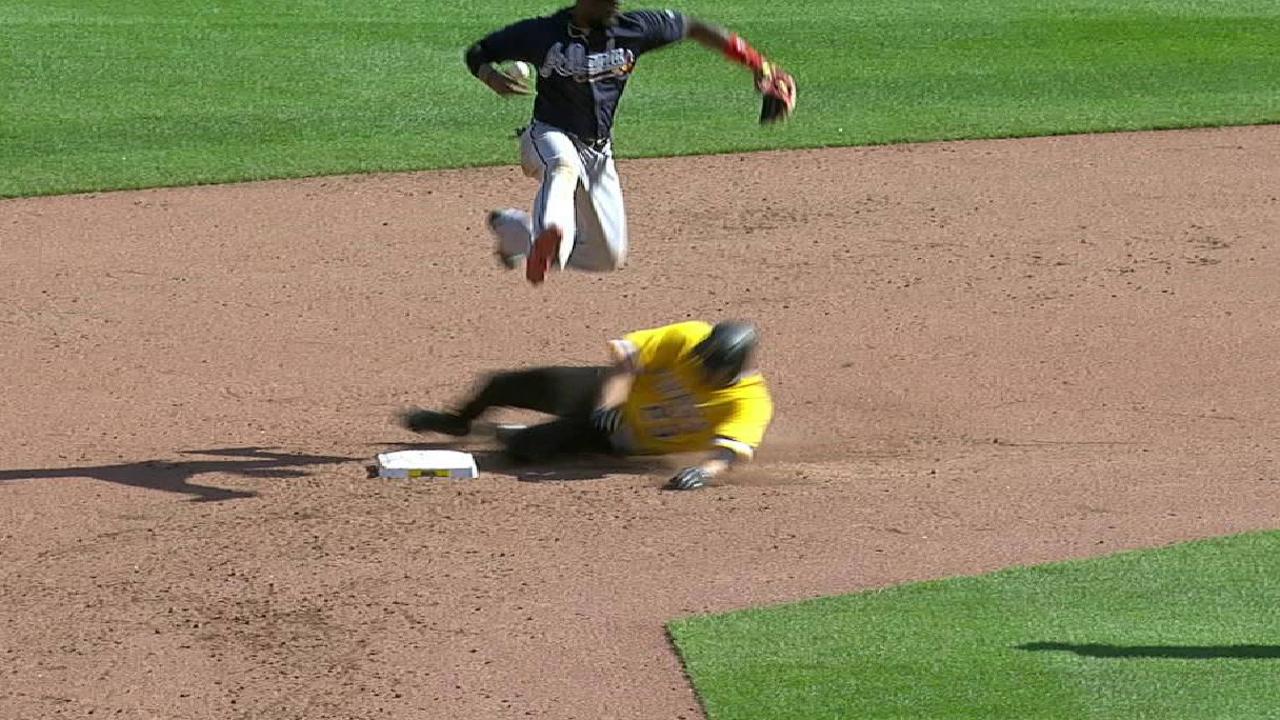 Pirates' comeback win a total team effort