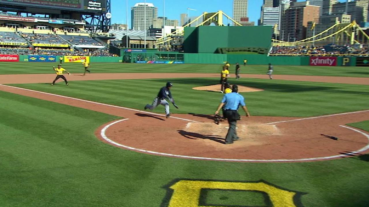 Braves take the lead in the 10th