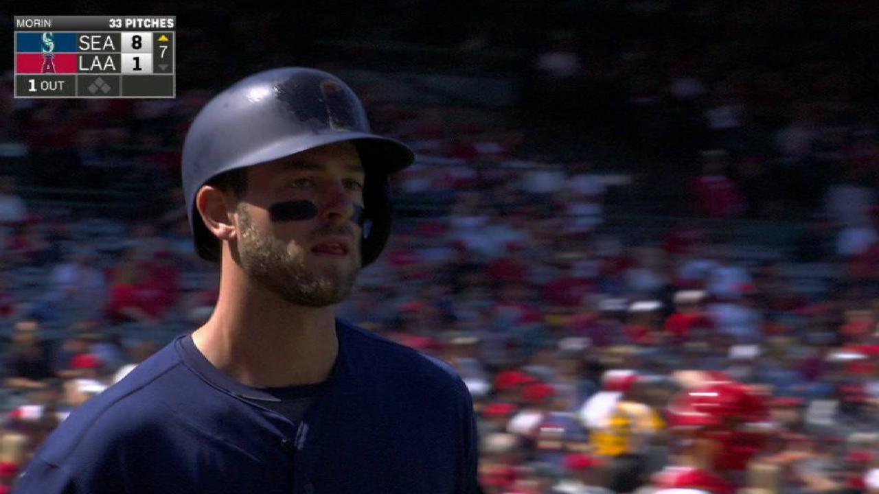 Haniger's solo homer pads lead